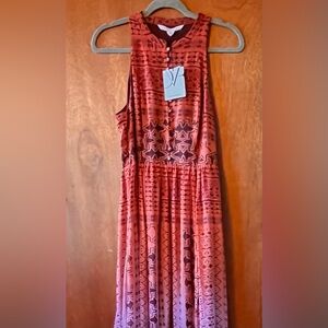 Diane Von Furstenberg Sleeveless Silk Maxi Dress. Fitted at Waist. New w/o tags